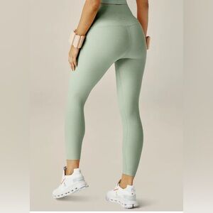 Beyond Yoga Spacedye High Waisted Midi Leggings Minty Slate Heather Size S NWT